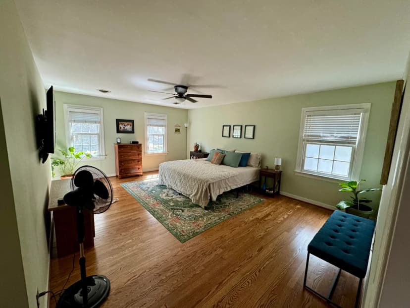 Upload your room photo